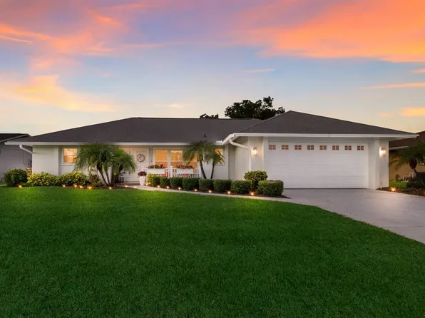 7404 13th Avenue Dr W, Bradenton, FL 34209