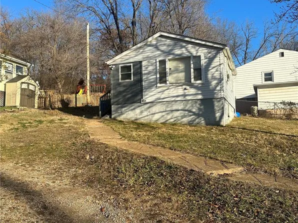 800 Forest Ave, Valley Park, MO 63088