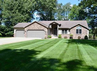 26571 Fields Farm Trl, Elkhart, IN 46514