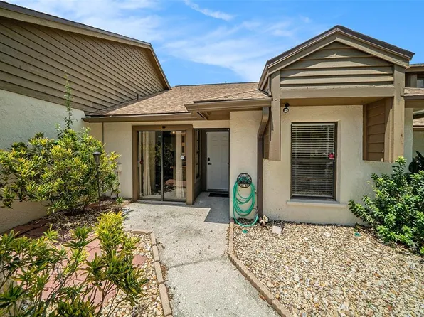 1923 Bayshore Ct, Safety Harbor, FL 34695