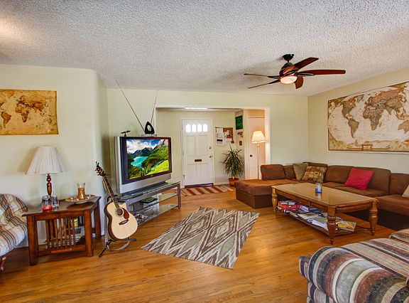 4th image of 14805 Biola Ave