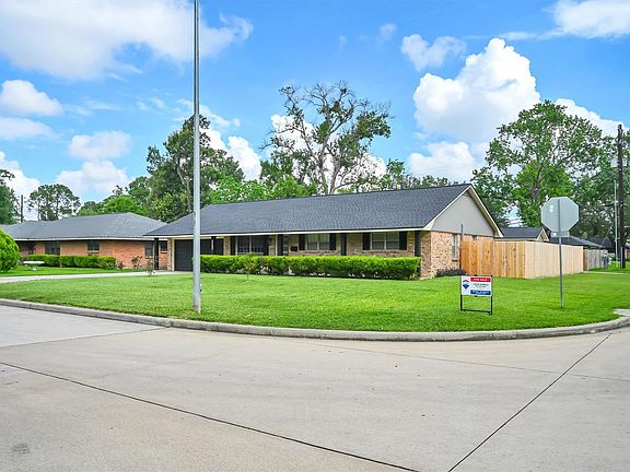 2nd image of 8902 Autauga St