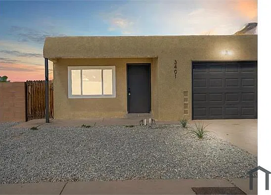 4 bed, 1070 sqft, $2,240 — Photo 2
