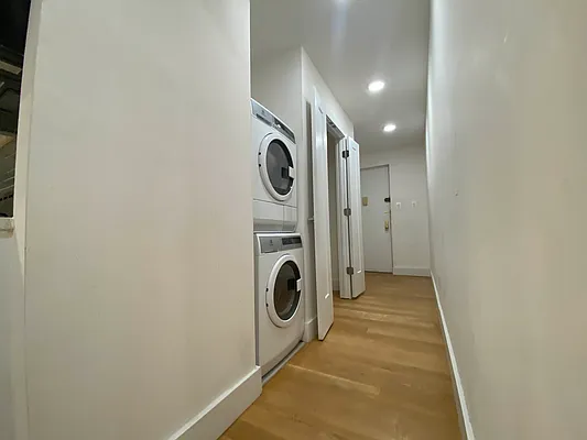 Rented by EastMount Realty LLC | media 10