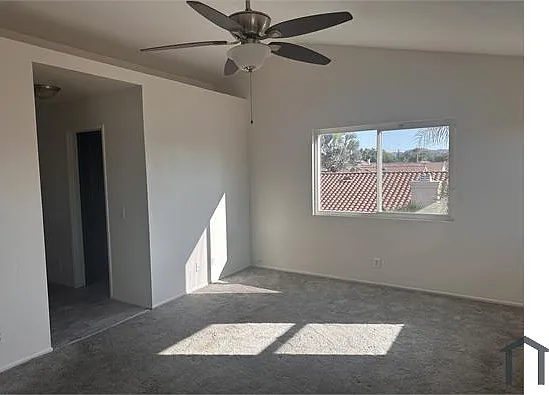581 Gladiola St — Photo 4