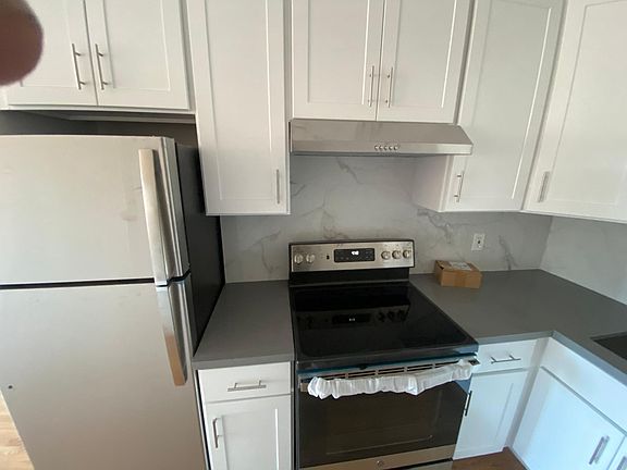 2nd image of 2750 McAllister St APT 205
