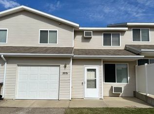 2051 14th St NW, Minot, ND 58703