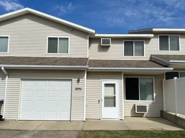 2051 14th St NW, Minot, ND 58703
