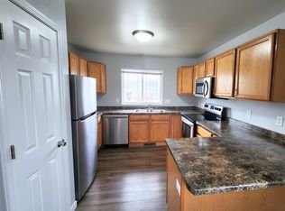 319 Tall Grass Trl, Sun Prairie, WI 53590