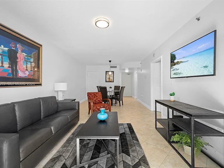 8888 Collins Ave #105 — Photo 24