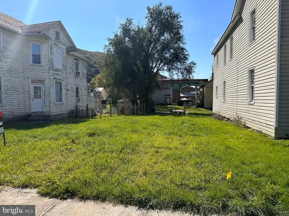 170 Argyle St, Keyser, WV 26726