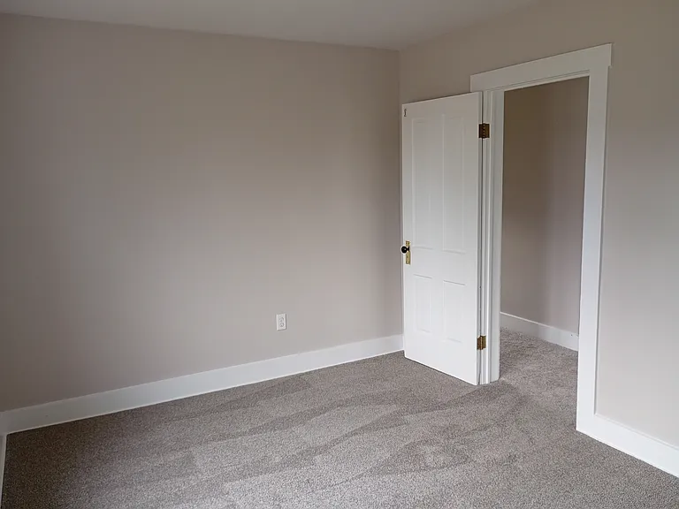 501 W Main St — Photo 13