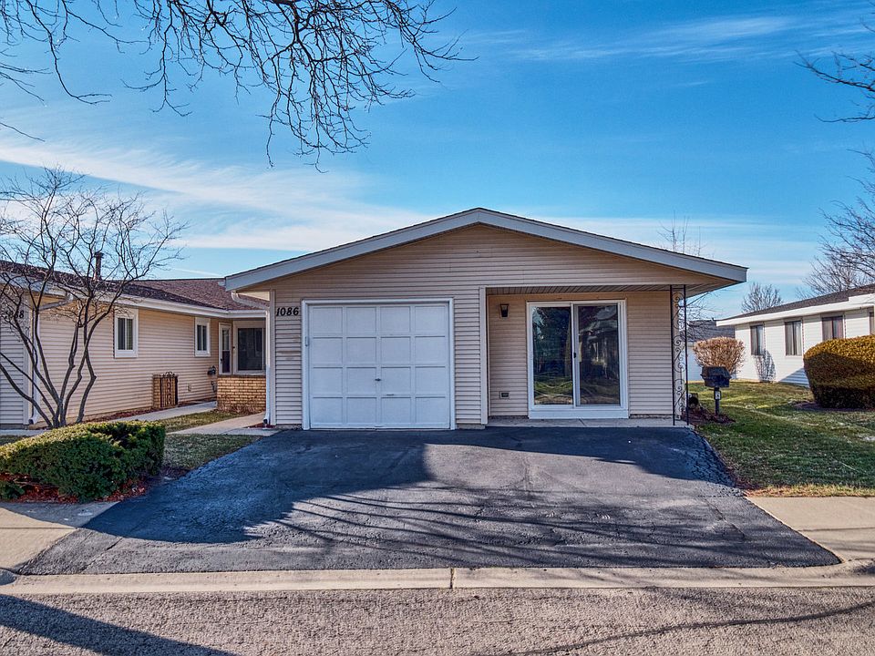 1st image of 1086 Mohegan Ln