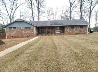 4223 37th Ct SW, Lanett, AL 36863