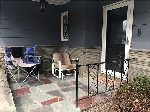 2nd image of 5 Lynnwood Dr