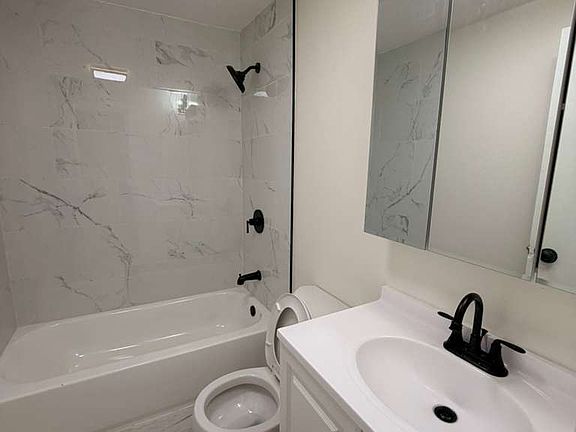 3rd image of 269 Park Rd #269A