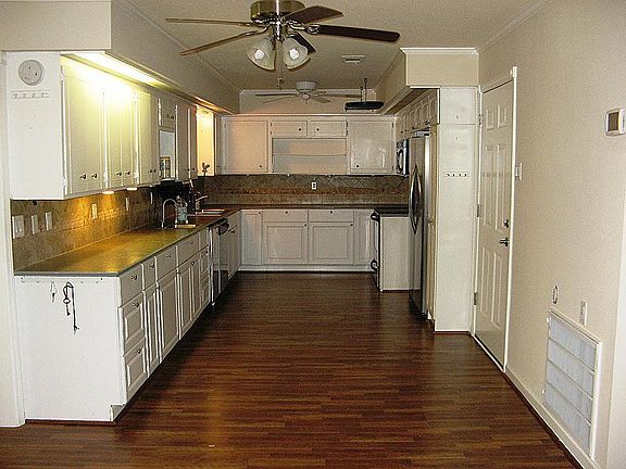 5th image of 1805 El Mar Ln