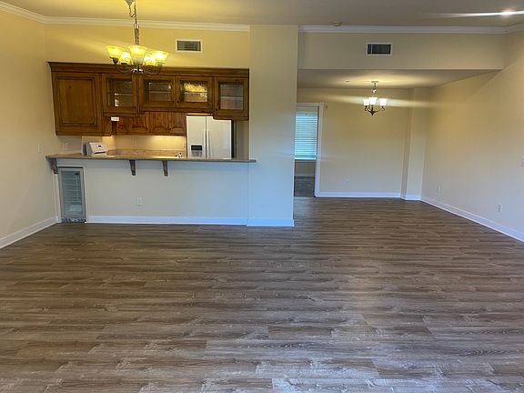 2nd image of 1-3560 Manzana St #1