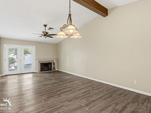 5th image of 3510 E Hampton Ave Unit 121