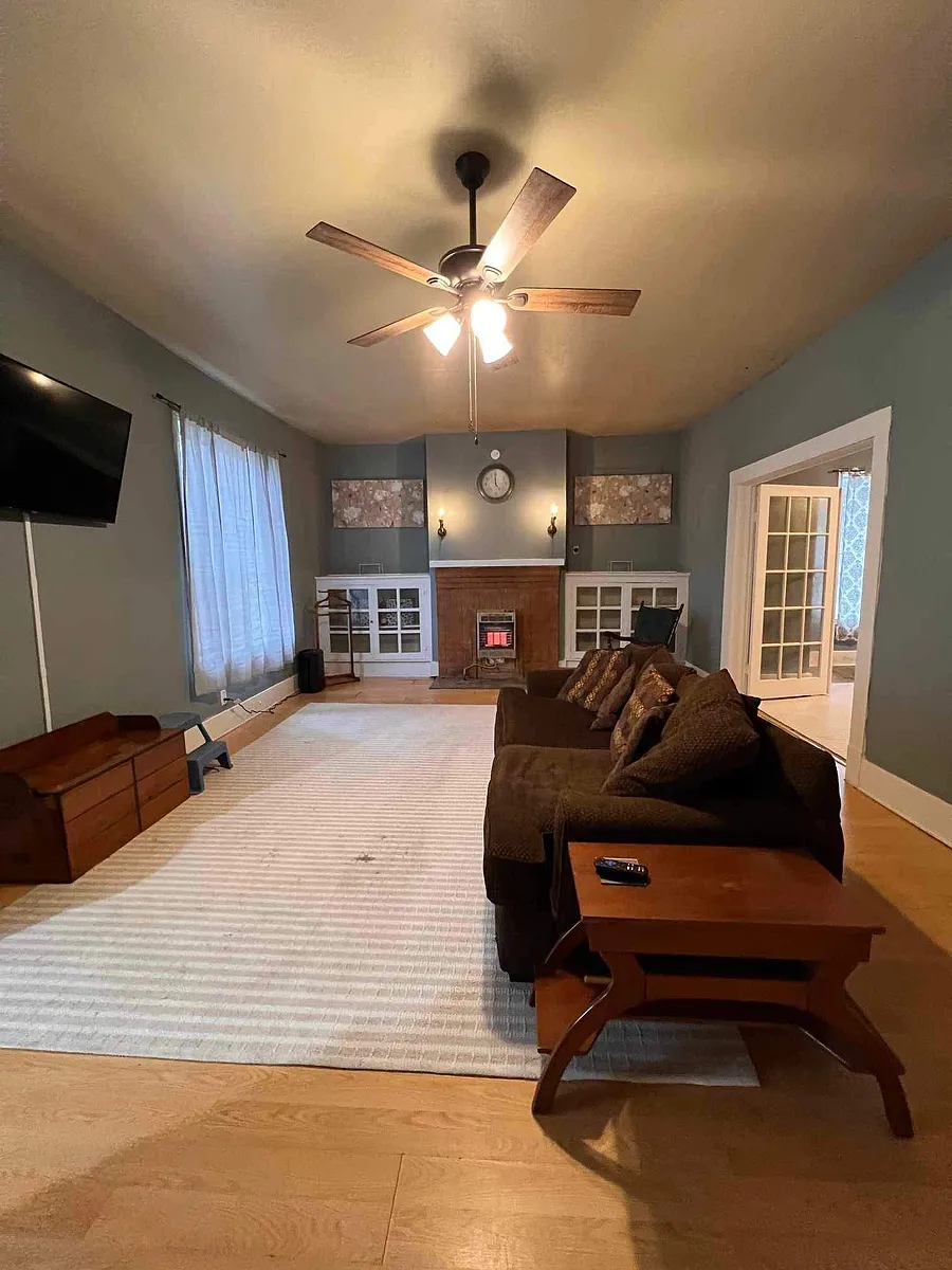 Building Photo - 126 Panola Ave #1