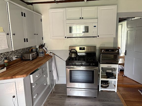 2nd image of 43-45 Main St #2