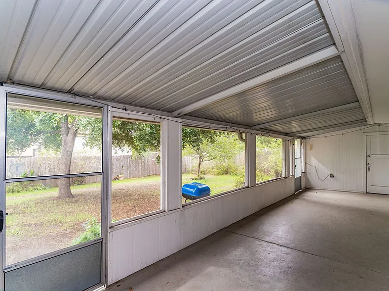 4146 Longvale Dr — Photo 29