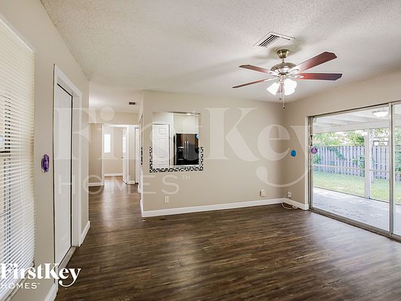 2nd image of 9371 NW 35th Mnr
