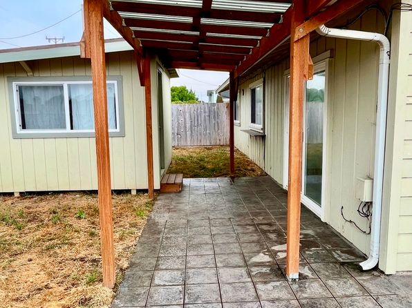 865 School Rd #1, McKinleyville, CA 95519