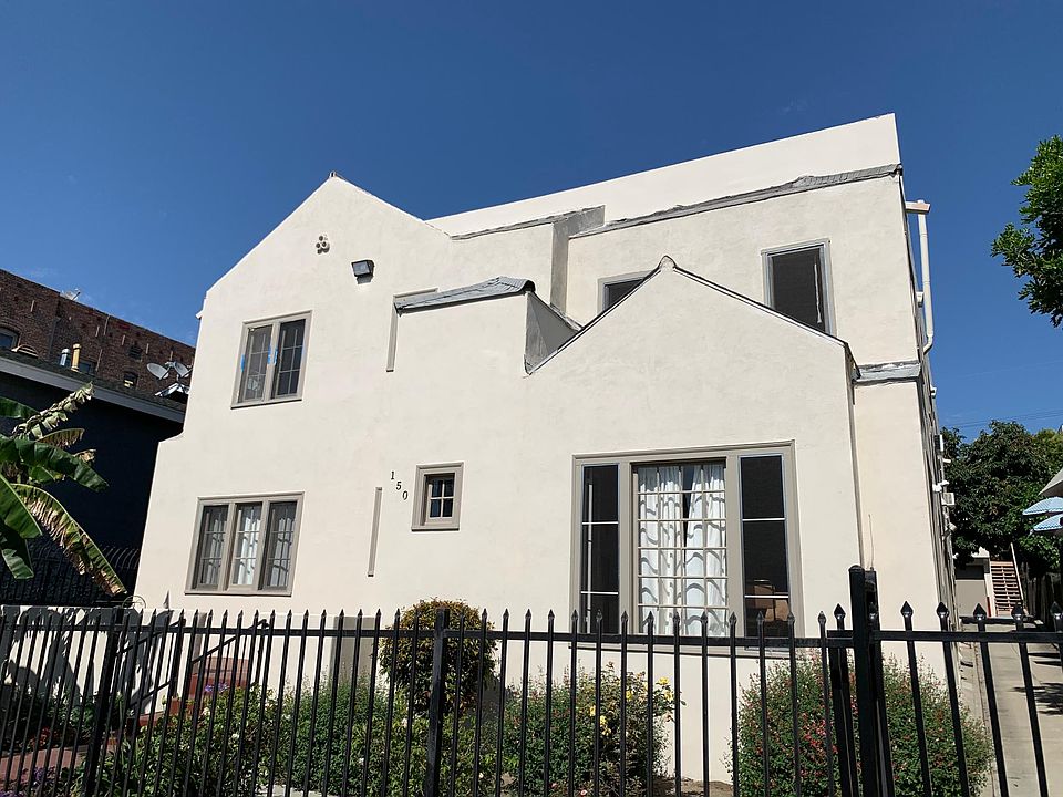 BUILDING EXTERIOR
