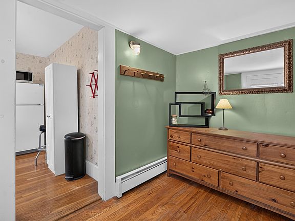 5th image of 54 14th Street