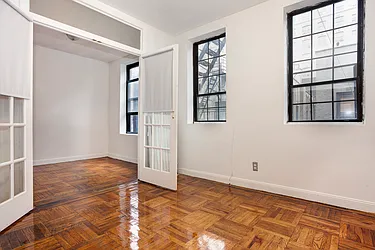 Rented by Mdrn Residential
