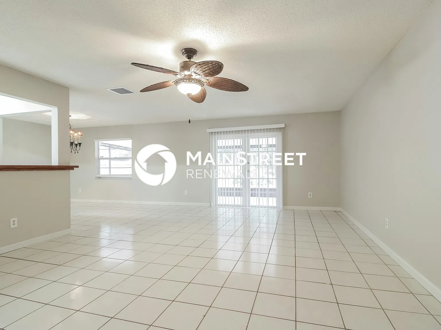 1077 Chokecherry Dr — Photo 4