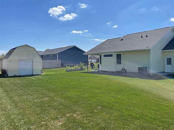 3rd image of 1500 SE Kellie Ave