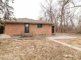 7305A 40th St, Lyons, IL 60534