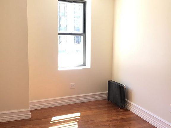 3rd image of 35 Eastern Pkwy APT L2