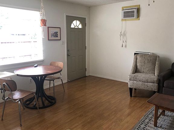 3rd image of 221 S Avenue 58