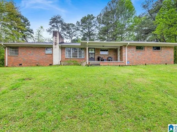 1510 15th Ave SW, Graysville, AL 35073