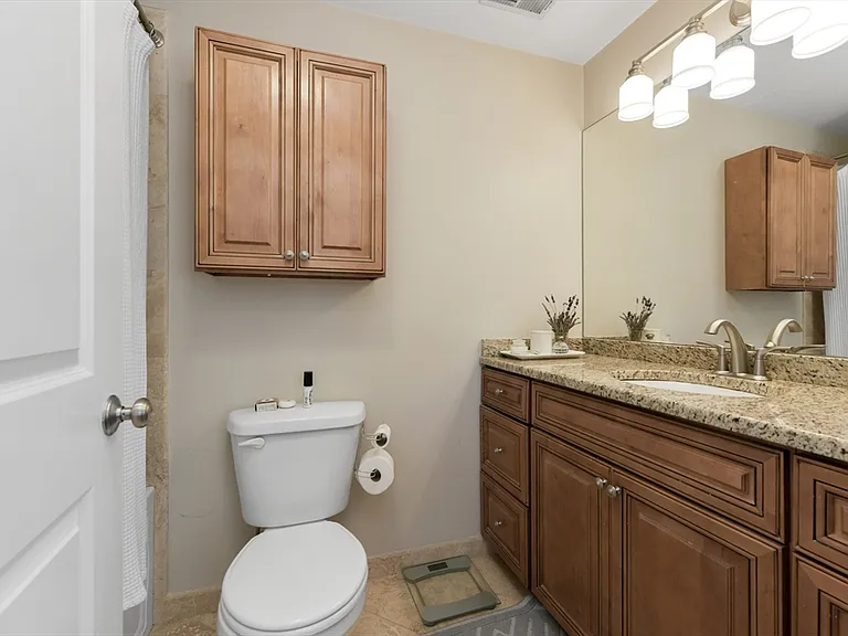 27-29 Telegraph St #6 — Photo 13