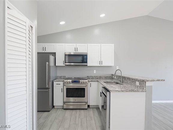 3rd image of 2401/2403 Ansel Ave S