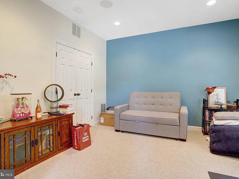 5228 Harold Secord St — Photo 5