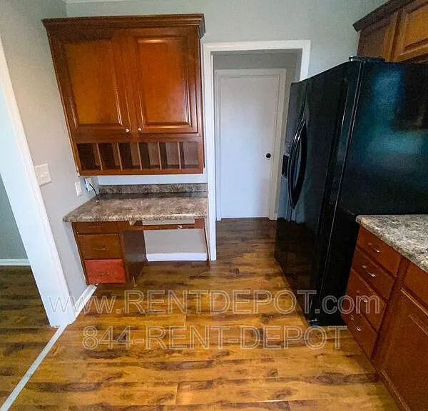 112 S Lincoln Park Dr — Photo 6