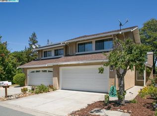 102 Lupine Ln, Pleasant Hill, CA 94523