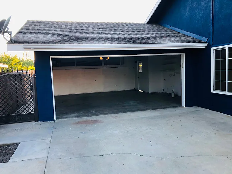 6697 N Laureen Ave — Photo 16
