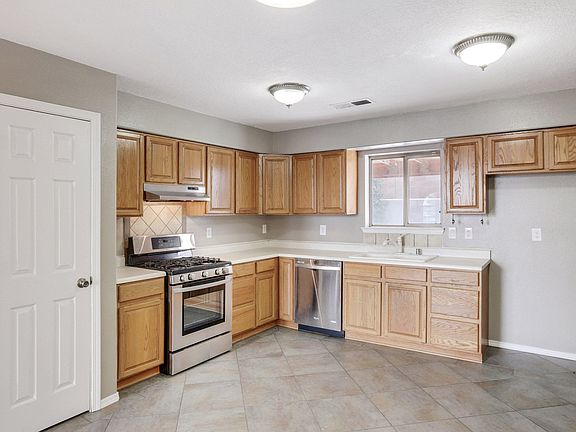 5-Kitchen