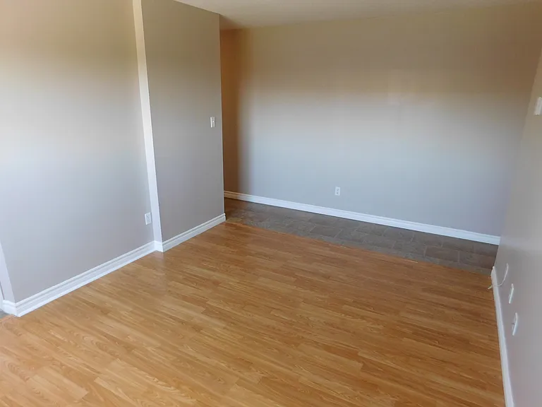 171 Willow Ave — Photo 17
