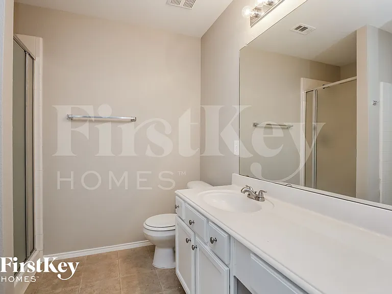1829 Canvasback — Photo 11