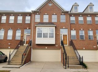 21138 Angela Sq, Sterling, VA 20166