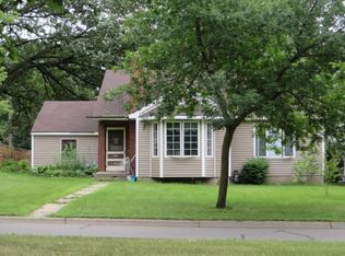 1022 Kilian Blvd SE, Saint Cloud, MN 56304