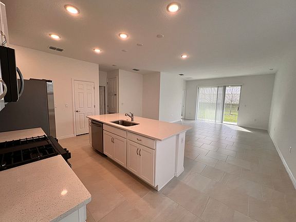 Kitchen/Island/Open Plan