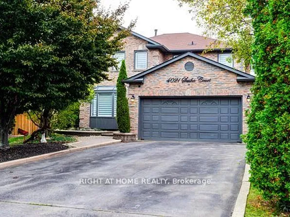 4021 Sasha Ct, Mississauga, ON L4W 3K9